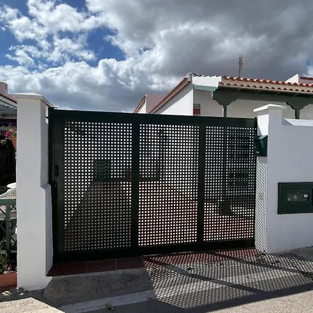 Adosado A 100 Metros De La Playa Abades (Tenerife)